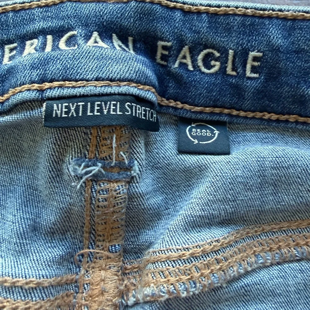 American Eagle Outfitters Blue Women's Jeans - Picture 2 of 3